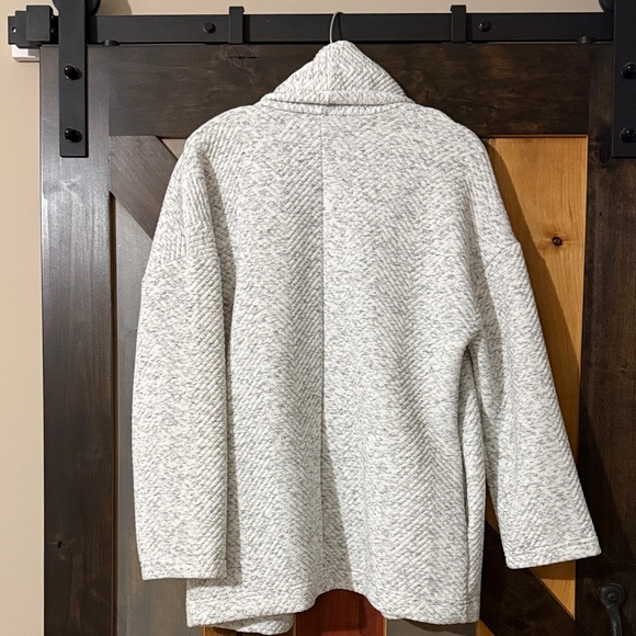 Fabletics Women's Gray Cardigan Sweater - Picture 4 of 4